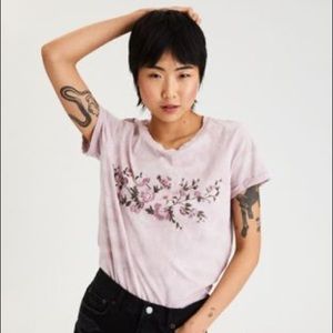 AEO embroidered tee!!